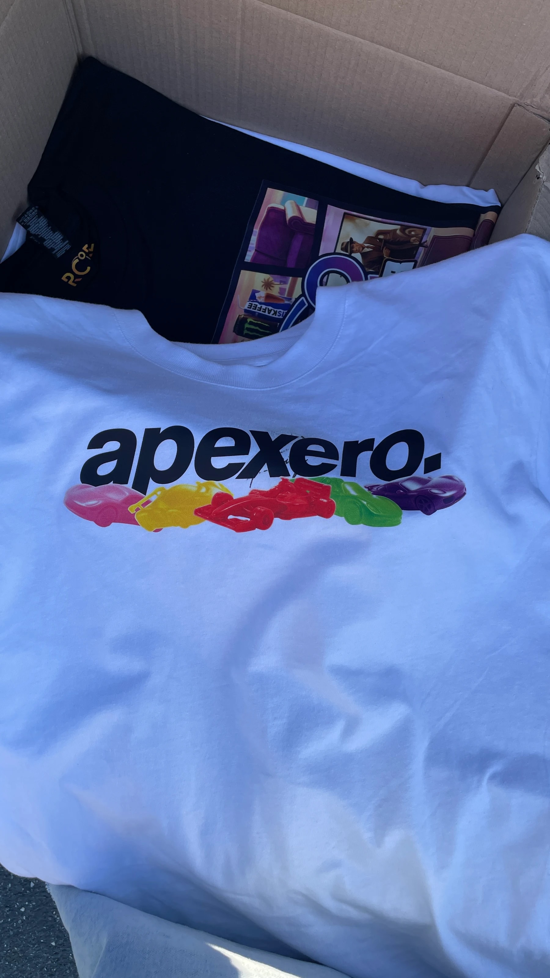 Logo tee